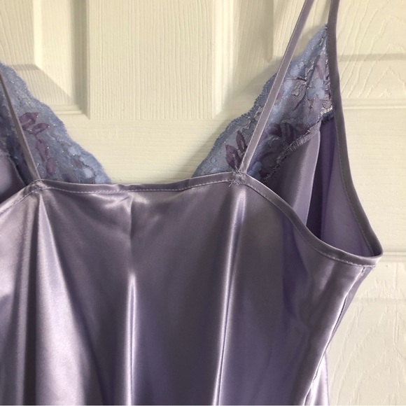 Vintage Inner Most purple satin & lace nightgown in size M - Picture 5 of 10